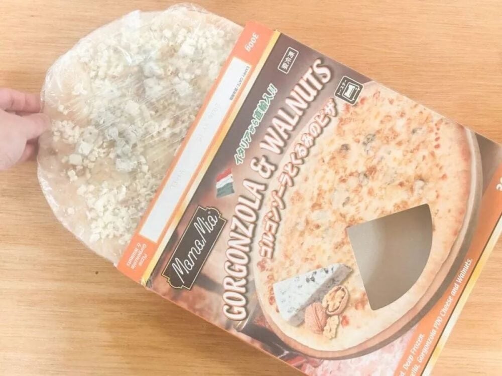 第2位　【業務スーパー】価格バグすぎて震える。イタリア直輸入「386円の冷凍ピザ」の実力が凄まじかった……3種食べ比べ