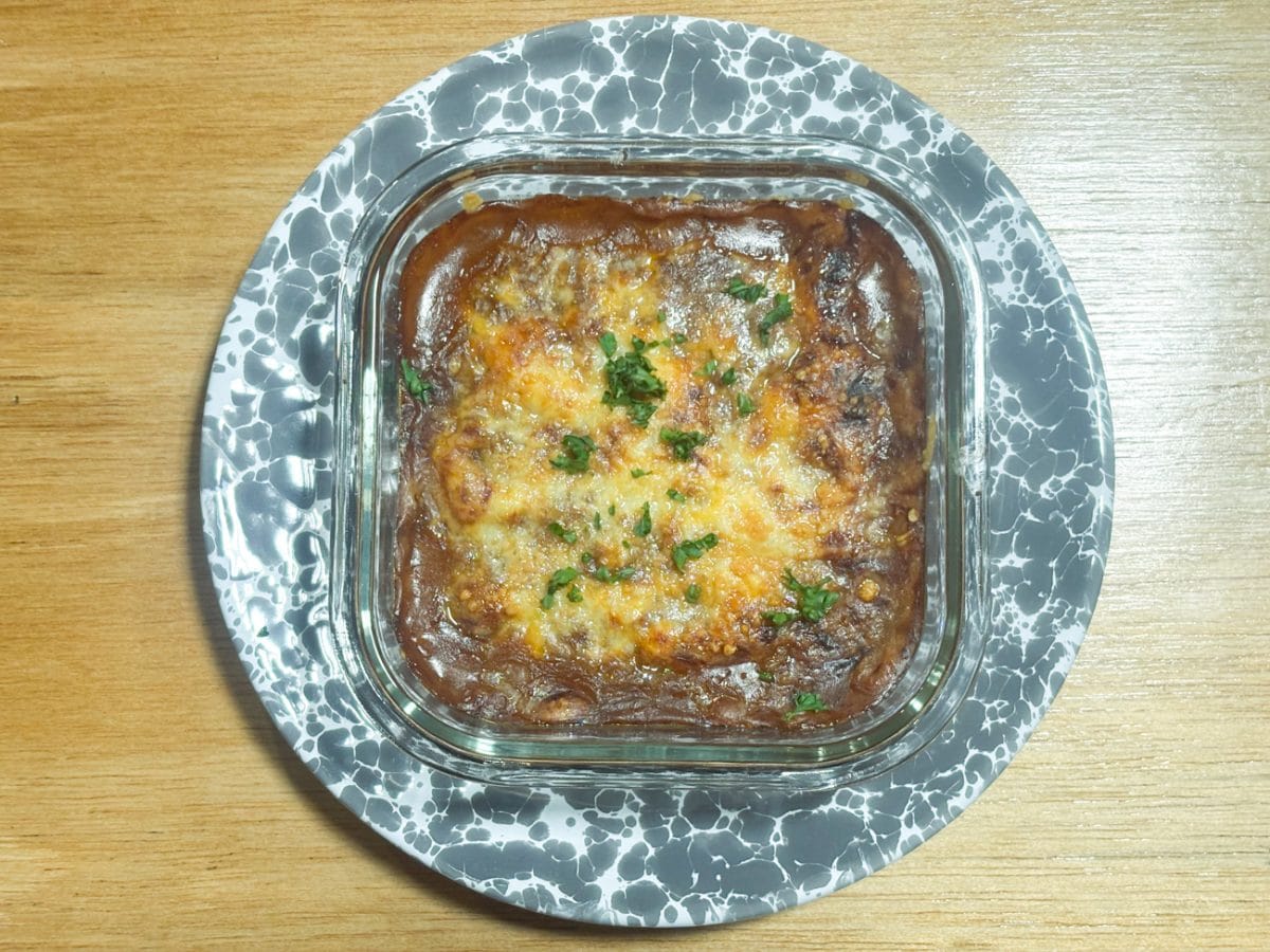 実食してみると、なかなか味付け濃いめのミートソースなのでご飯がどんどん進みます