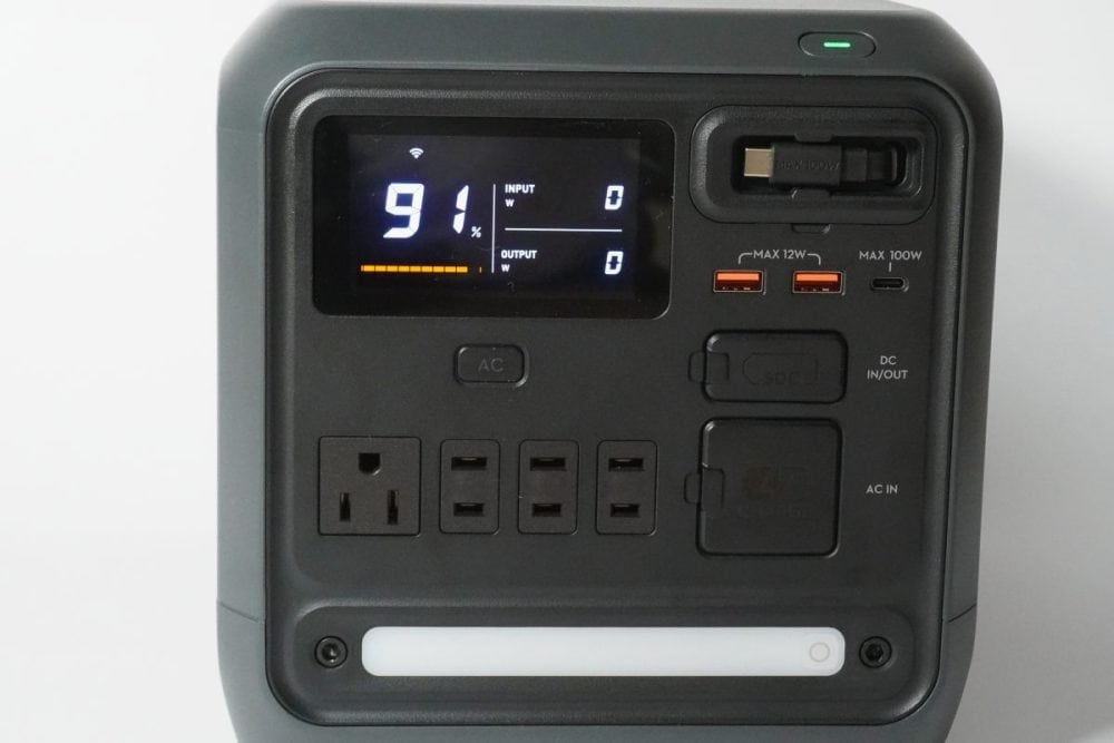 DJI「DJI Power 1000 Mini」のディスプレイ