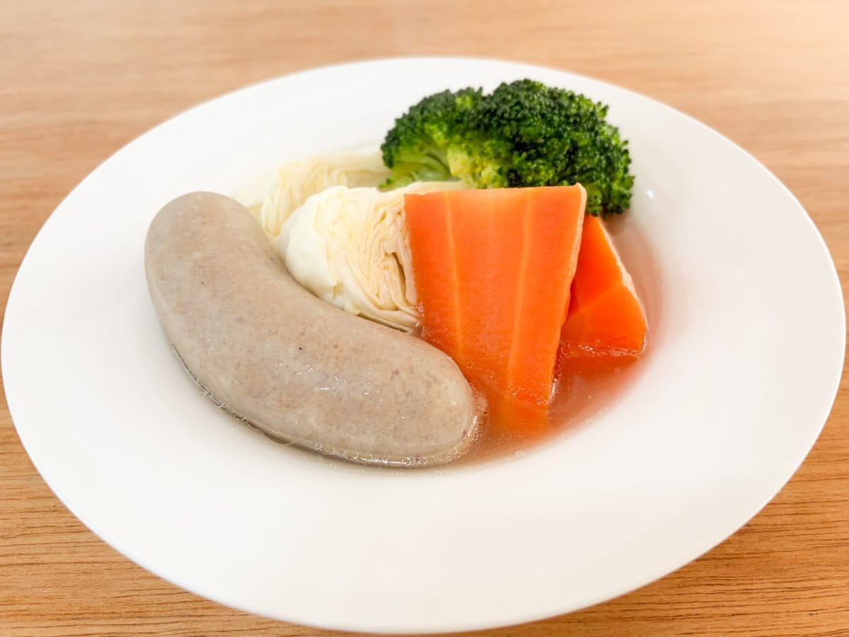 「プレーン」から滲み出た肉汁がポトフの出汁になって、超激ウマなレシピです