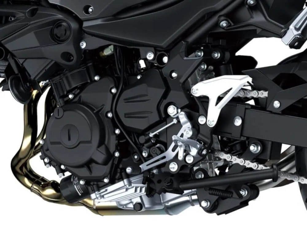 第3位　【凄みデザインの新型バイク】Z900RSとは別の正解!? 見た目と走りのギャップが最高すぎる「カワサキ Z500」登場