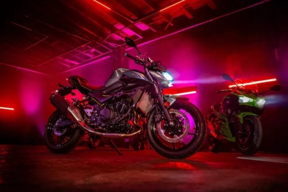 第3位　【凄みデザインの新型バイク】Z900RSとは別の正解!? 見た目と走りのギャップが最高すぎる「カワサキ Z500」登場