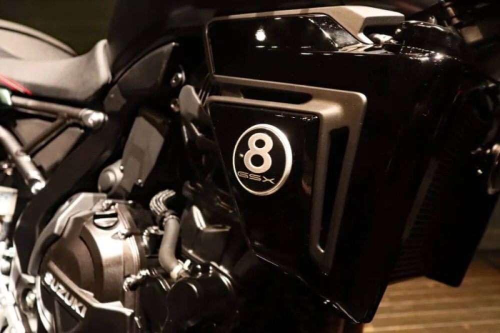 第2位　【初速で受注1000台超え】スズキの新型「GSX-8T / 8TT」が大ヒット。イタリアンデザインと最新装備の融合がたまらない