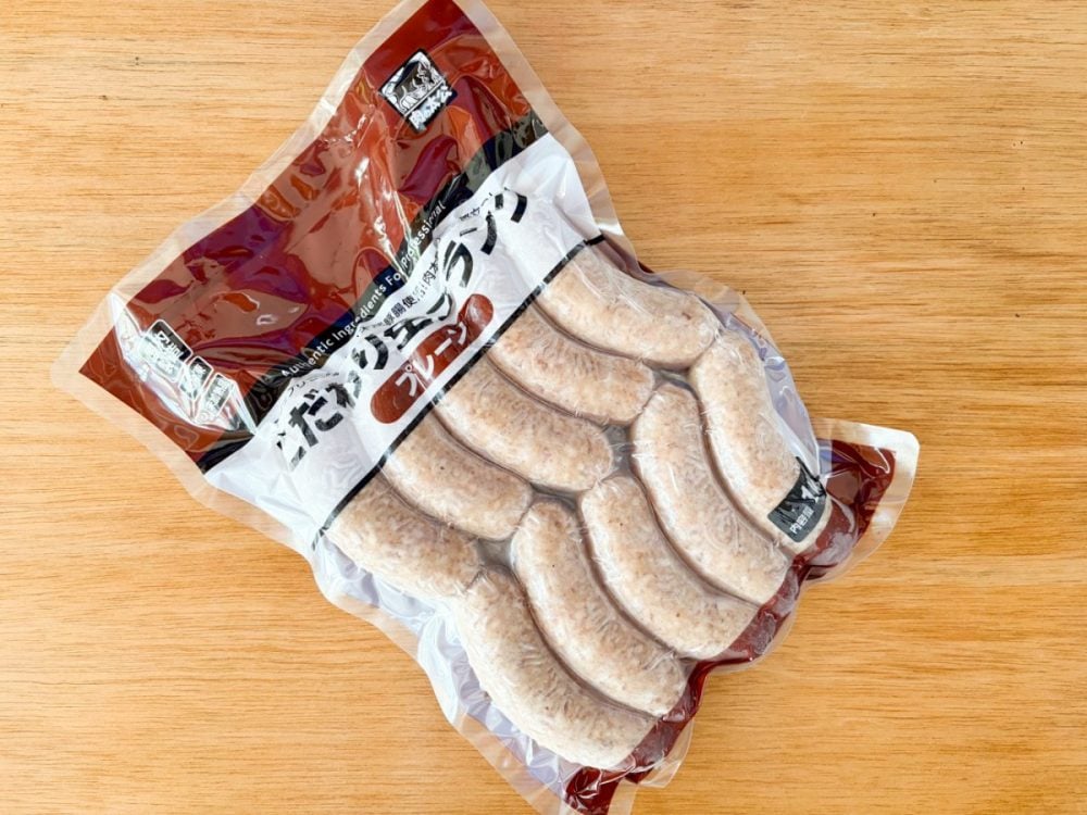 「プレーン」は肉の旨みと腸詰によるジューシーさが一番よく伝わる味です