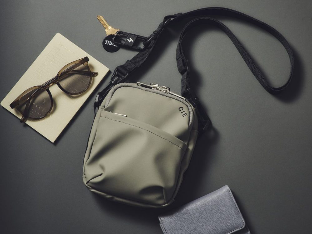 【1万円以下の手ぶらショルダー】驚異の2,970円！“ティッシュ専用ポケット”便利すぎ…お値段以上の「お散歩バッグ」傑作3選