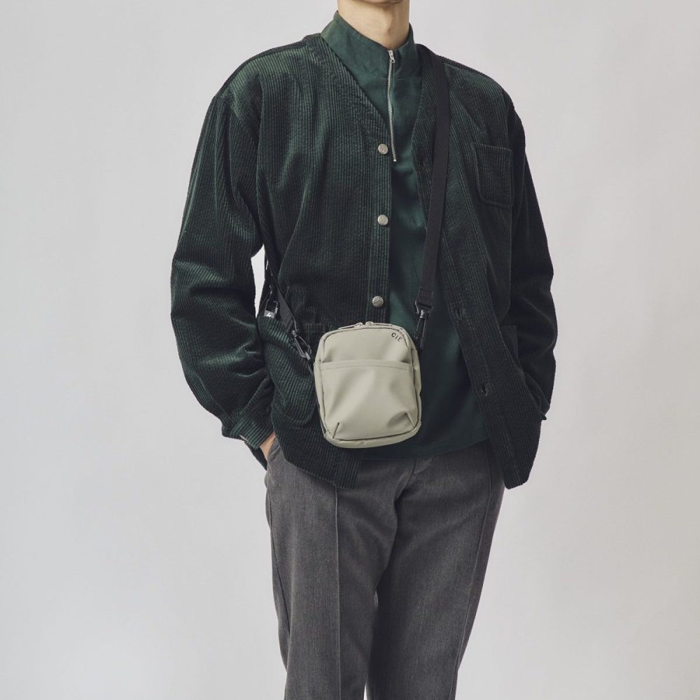 【1万円以下の手ぶらショルダー】驚異の2,970円！“ティッシュ専用ポケット”便利すぎ…お値段以上の「お散歩バッグ」傑作3選