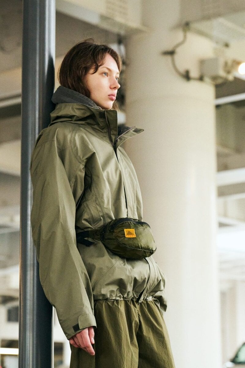 ケルティ「エアリー オーバル ファニー」¥4,950/H13×W19×D5㎝