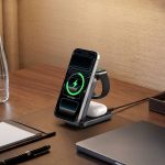Apple Watchのワイヤレス充電パッドはスタンドを開いた際に本体上部に配置されるよう設計