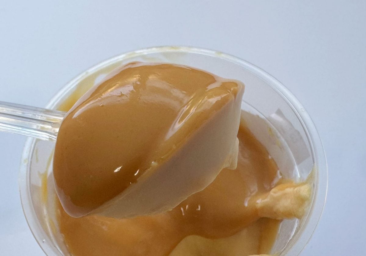優しい甘さのキャラメルプリンと絡み合えば、口の中はもうミルクキャラメル一色に
