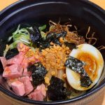 パンチのきいた中毒性抜群の一杯「ガツンと！醤油ガーリック油そば」