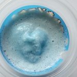 ひと口飲んで驚くのは、その食感の楽しさ！