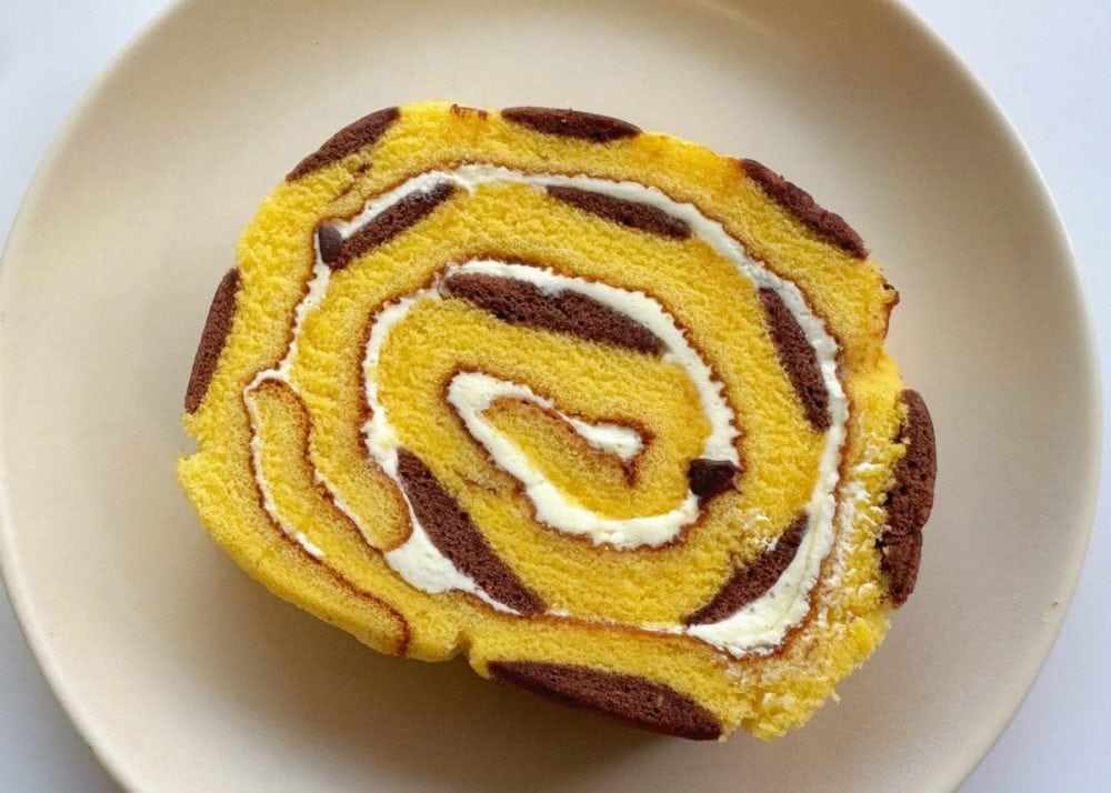 ピカチュウのロールケーキ