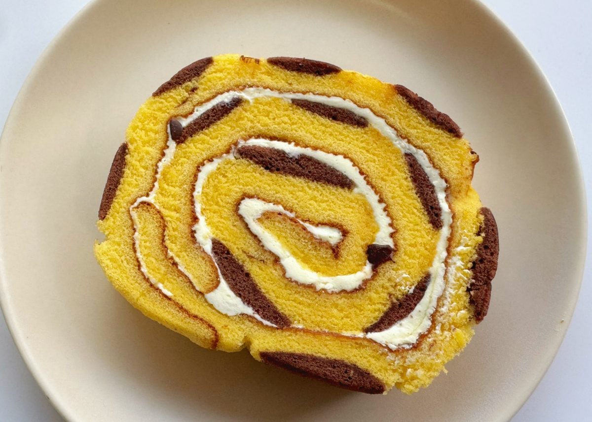 ピカチュウのロールケーキ