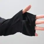 第1位　【完売必至のワークマン】あの「不審者パーカー」が進化して再登場！UVカット95％で2300円の2026年版もやっぱり…“怪しい”!?