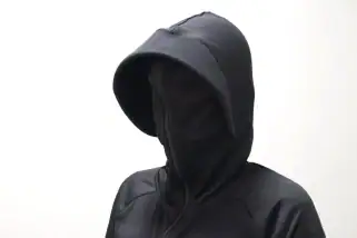 ワークマン「UVカット95％」2300円の不審者パーカー、“着る日焼け止め”ユニクロの神小物…ほか【紫外線・花粉対策ウェアの人気記事ランキングベスト3】（2026年3月版）