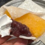 ぎゅうひで包みきれずにはみ出してしまうのもご愛嬌