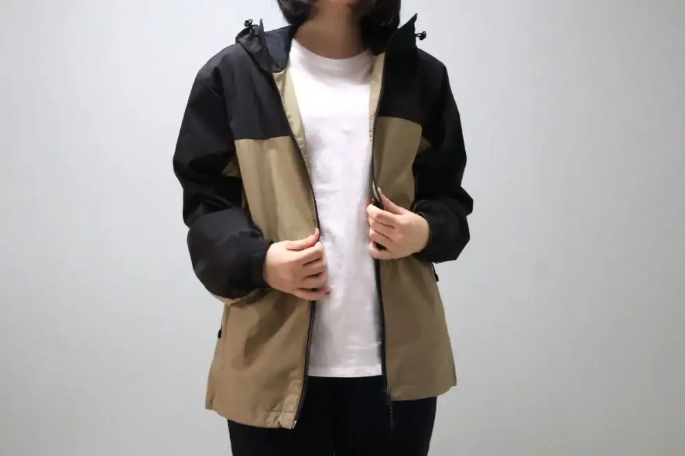 第2位　【ワークマン超え!?】トライアル発「リアルト」1990円“高見え”シェルアウターの実力は？絶対王者と徹底比較