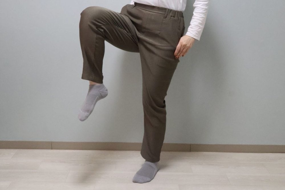 ストレッチパンツの「ノビルノ」