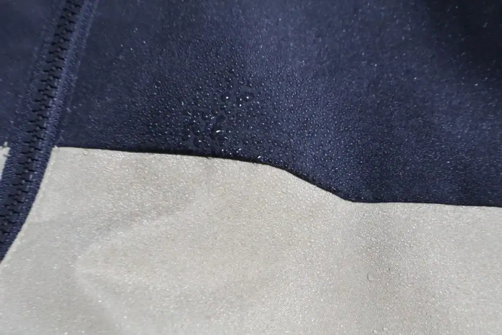 第2位　【ワークマン超え!?】トライアル発「リアルト」1990円“高見え”シェルアウターの実力は？絶対王者と徹底比較