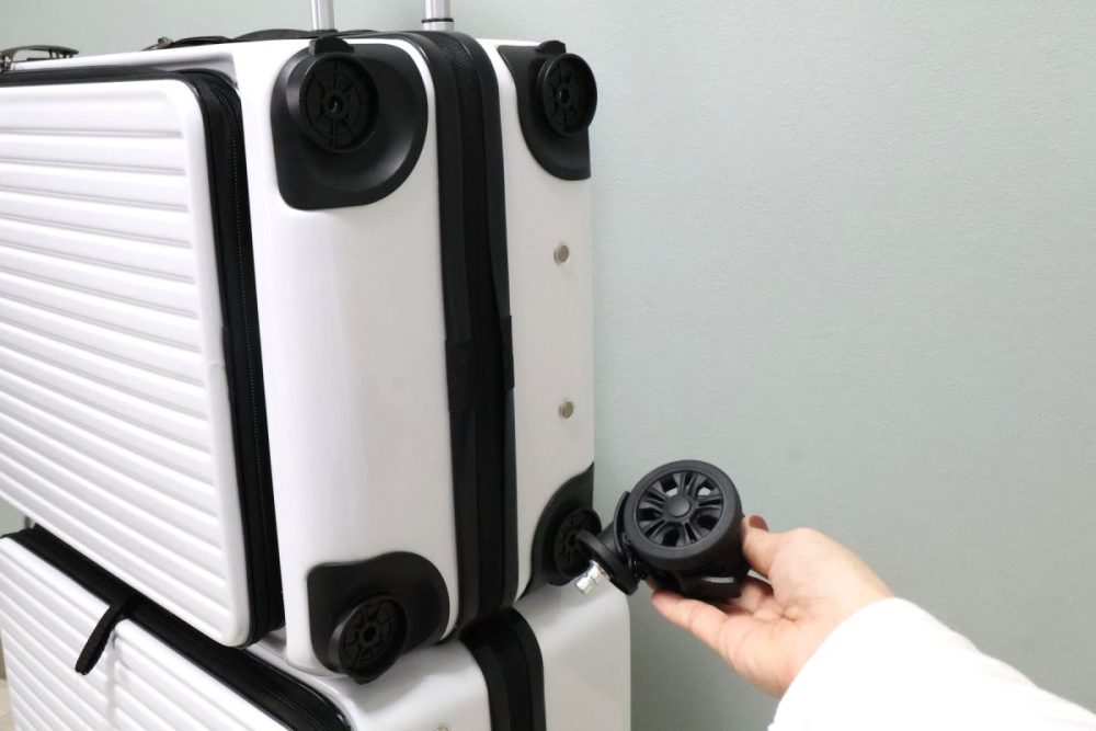 キャスターを取り外せば見た目もOK