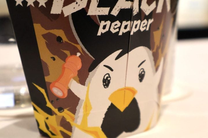 【からあげクン40周年】史上1番売れなかった味は?「1粒で5つの味」の新作から激レアアパレルグッズまで徹底レビュー