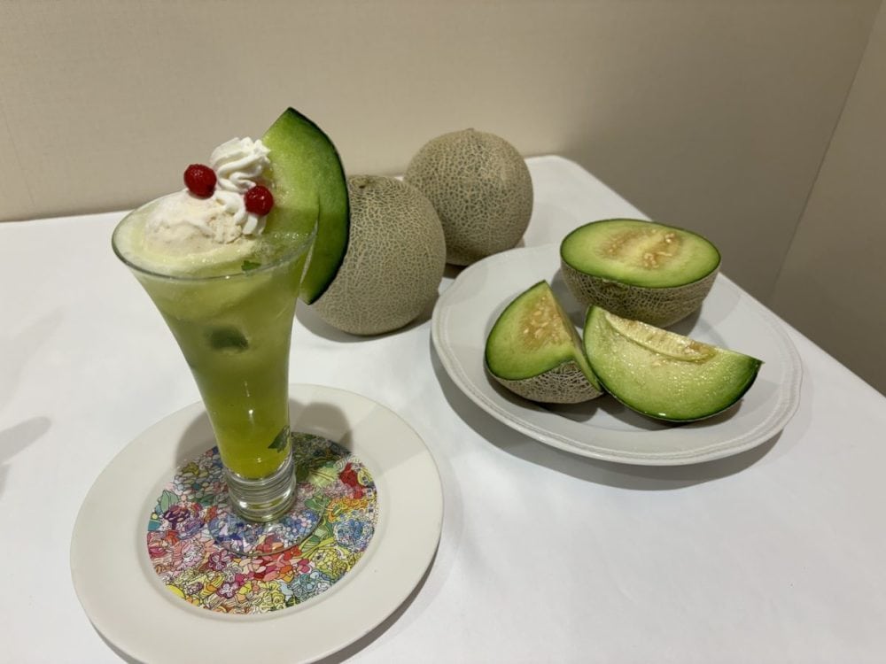 ロイヤルホスト　メロンジュレクリームソーダ