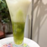 メロンジュレにミントを合わせた爽やかな仕上がりが特徴的