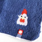 からあげクンの刺繍入り