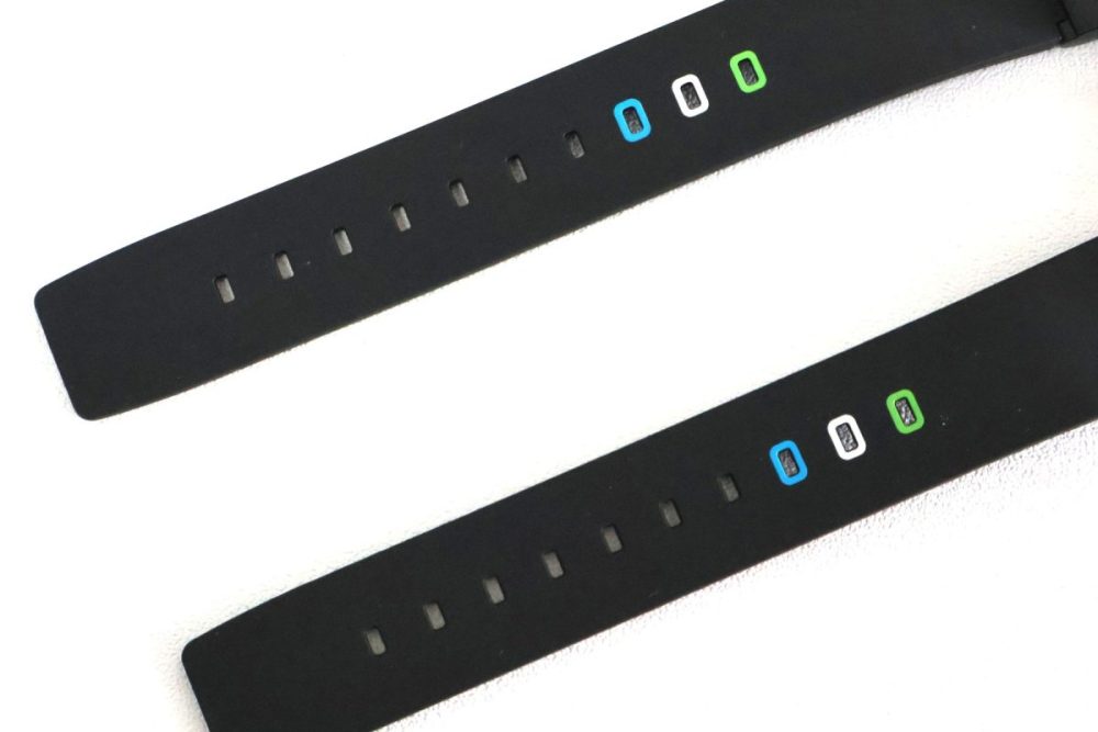 ベルト穴の多さと細かさがさすがコンビニエンスウェア