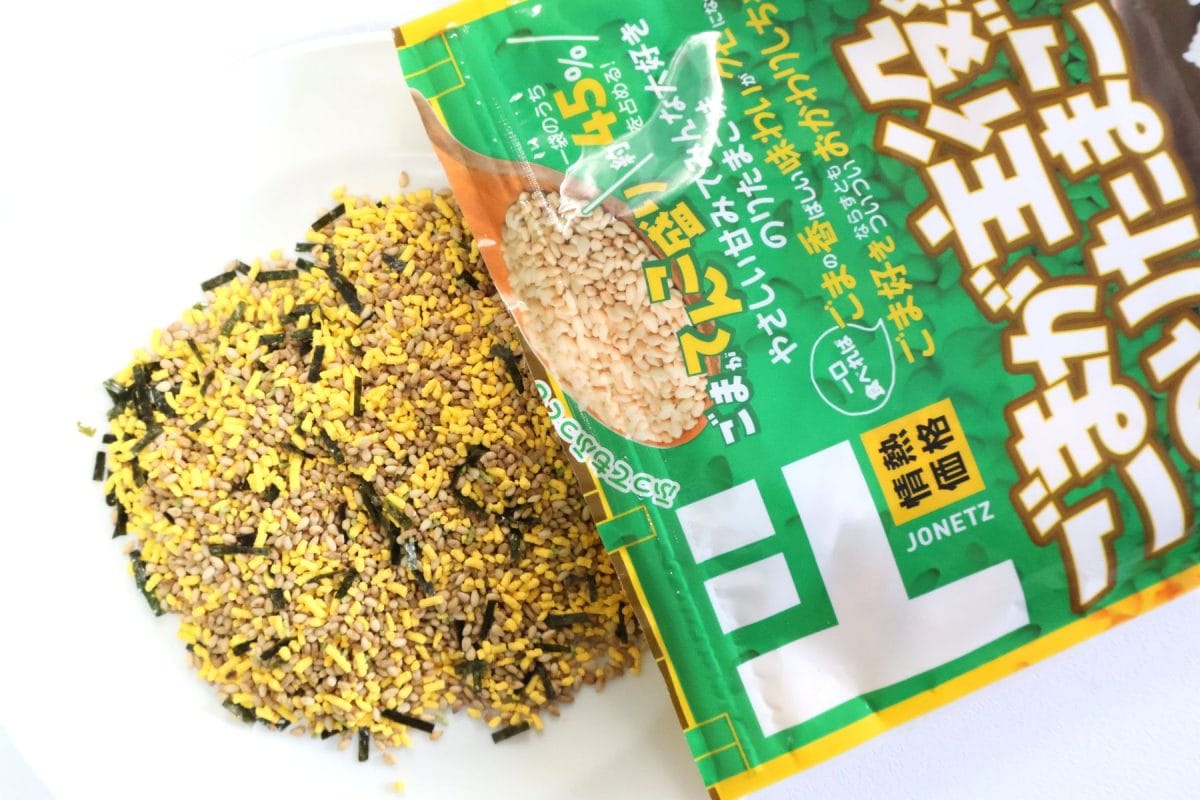 ごまが主役級に入った　のりたまごふりかけ
