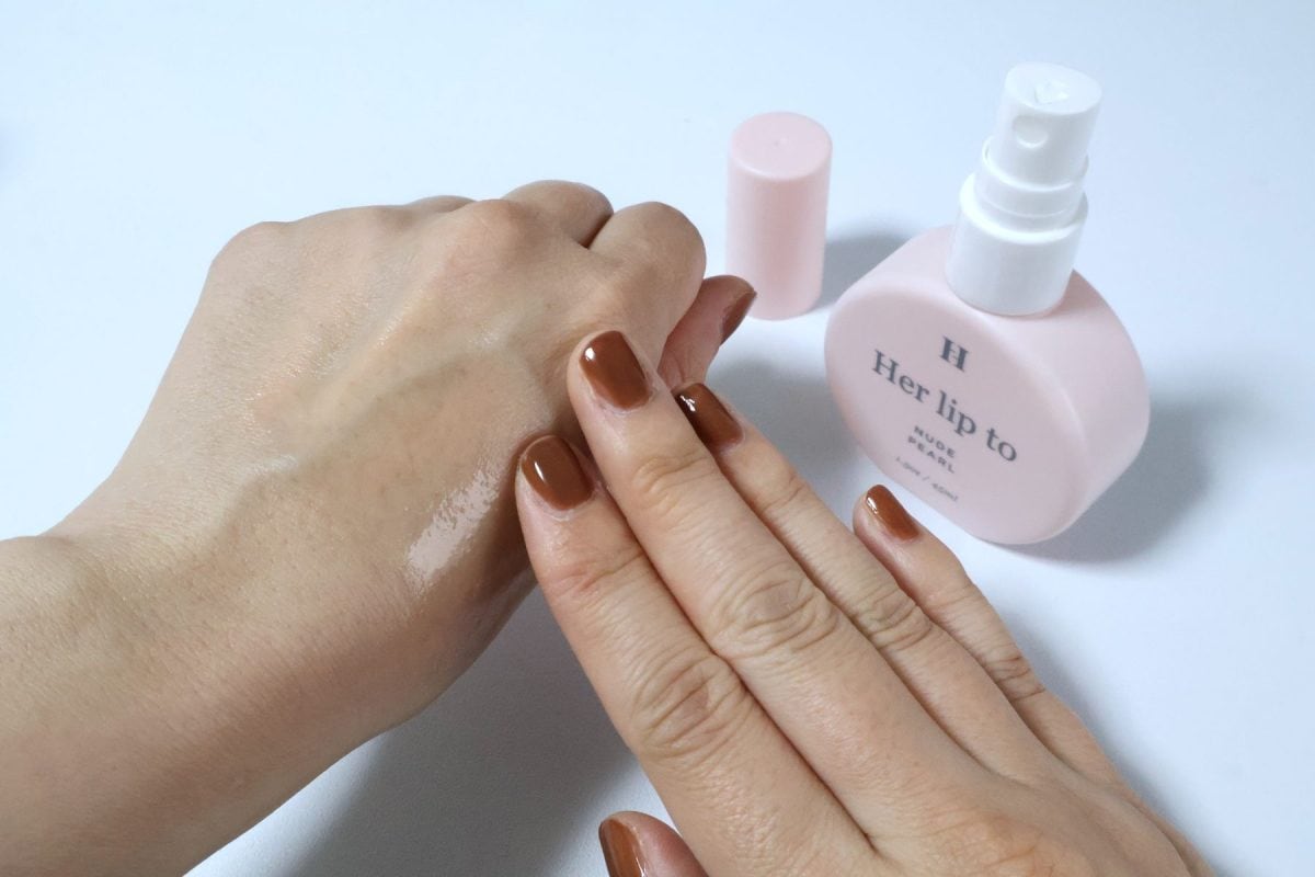 保湿効果もあるのでハンドクリーム感覚で使える