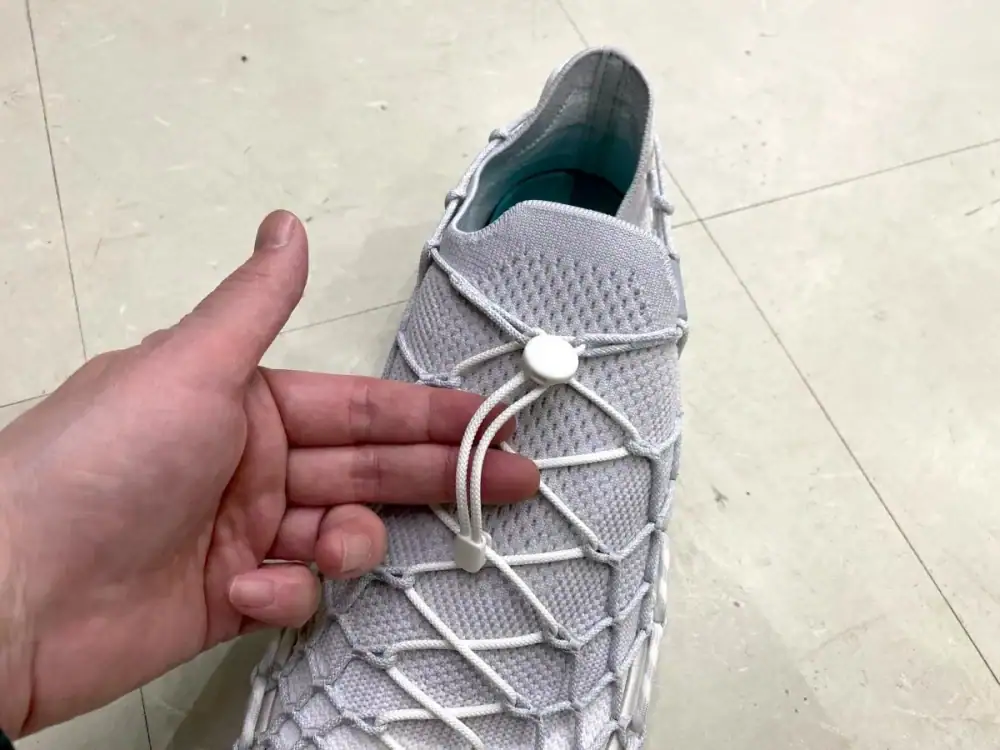 第3位　【履き心地2.0】KEENの傑作「UNEEK」が進化！究極フィットの次世代モデルをエディターが試し履き