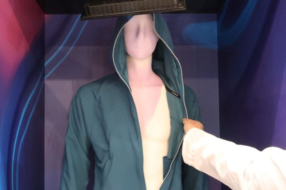 マネキンで見る紫外線防御効果