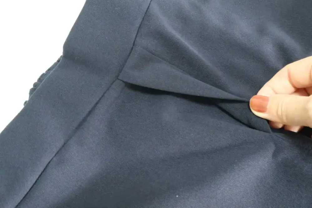 第2位　【さすがワークマン…だが】3点揃えてU5000円!? 卒業式にも着られる“新作セレモニー服”を着てわかった意外な弱点とリアルな正解