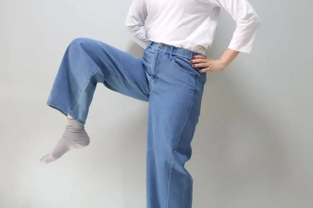 第2位　【安すぎて逆に怪しい…】ドンキ“ほぼ利益ゼロ”って正気か!?「999円ジーンズ」は本当に大人が穿けるクオリティなのか？ガチ検証