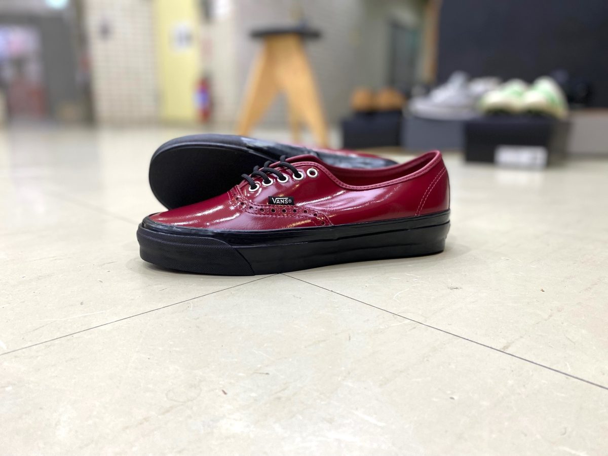 VANS OTW AUTHENTIC 44 SIPED VIBRAM "OTW by VANS"