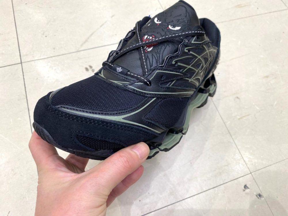 【MIZUNO】WAVE PROPHECY LS 