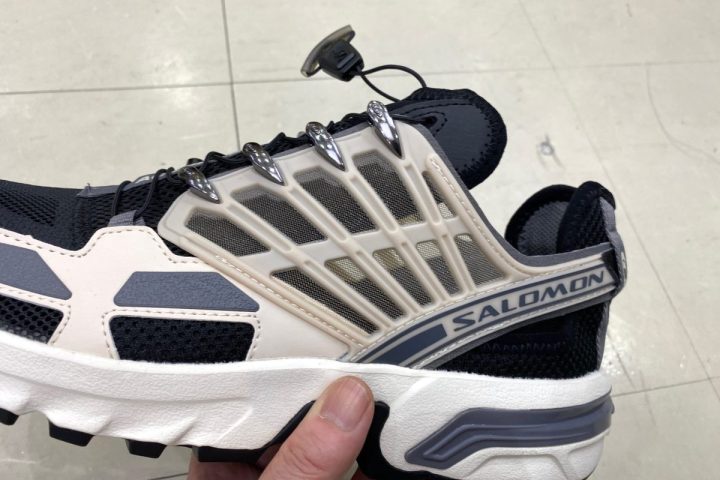 【サロモンの大本命】サンダル並みに気持ちいい!?最強の夏スニーカー「ACSProShell」をエディターが試し履き