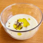 まるで高級フレンチ！？「玉ねぎの冷製スープ」