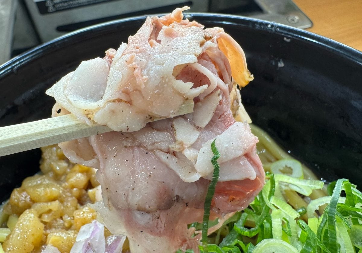 見た目の大人しさとは裏腹に、味の破壊力はシリーズで一番