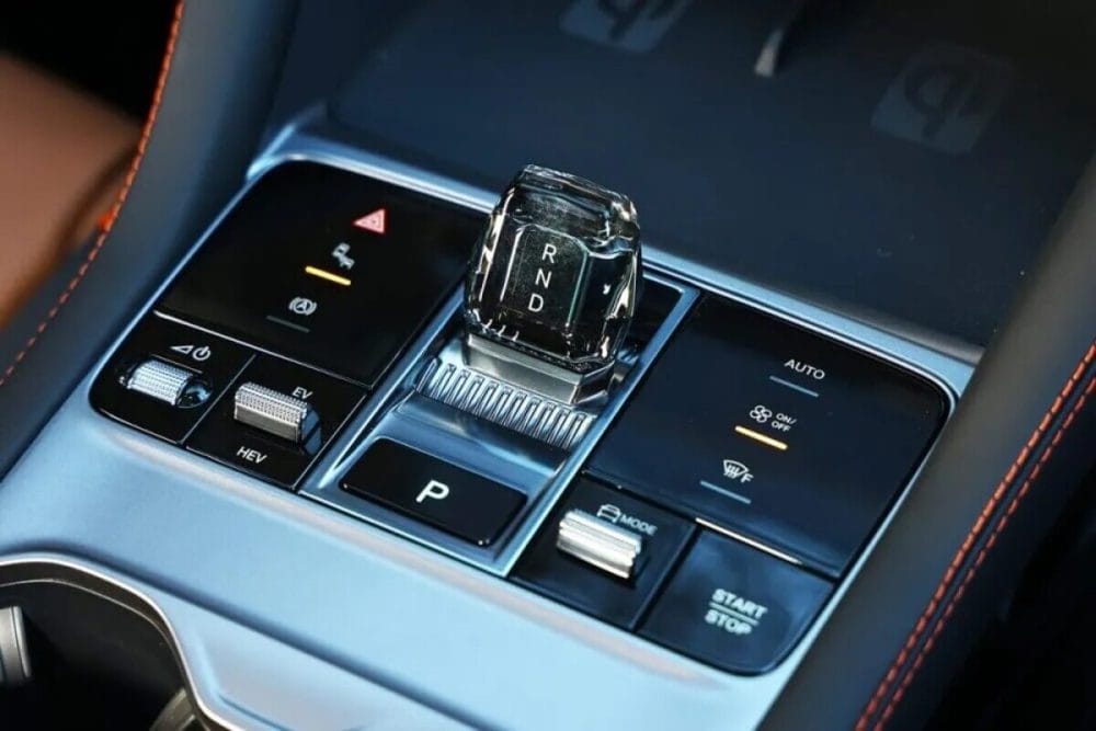 第3位　【日本車勢に付け入る隙なし!?】航続1200kmの怪物…BYD最新SUV「シーライオン6」はなんとPHEV！上質、高性能、超コスパに注目