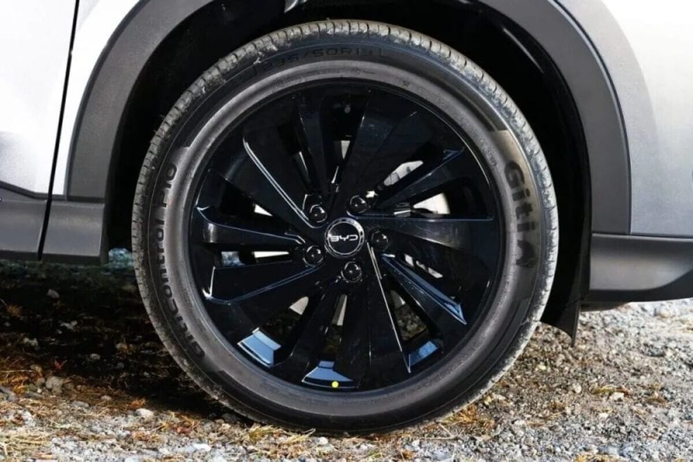 第3位　【日本車勢に付け入る隙なし!?】航続1200kmの怪物…BYD最新SUV「シーライオン6」はなんとPHEV！上質、高性能、超コスパに注目