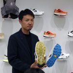 ヴィブラムジャパンと協力してアウトソールの張替えサービスを行う