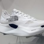 日本発のロードランシューズ「ベクティブ フォワード」