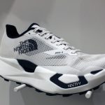 トレイルランニングシューズとして人気の高い「サミット ベクティブ プロ 3」