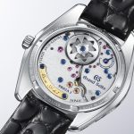 薄さと84時間の長時間持続を両立したスプリングドライブムーブメント