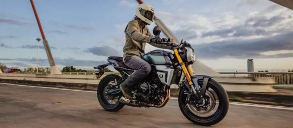 第2位　【初速で受注1000台超え】スズキの新型「GSX-8T / 8TT」が大ヒット。イタリアンデザインと最新装備の融合がたまらない