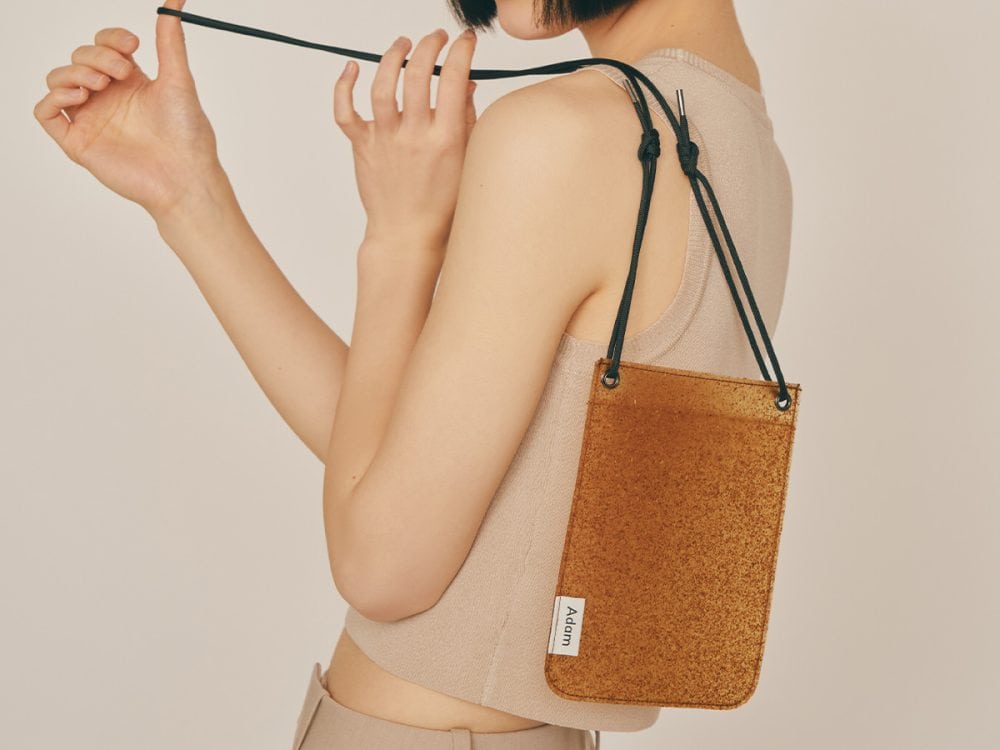 Adam Crossbody Pouch W14×H19 H19,5cm ￥8,800