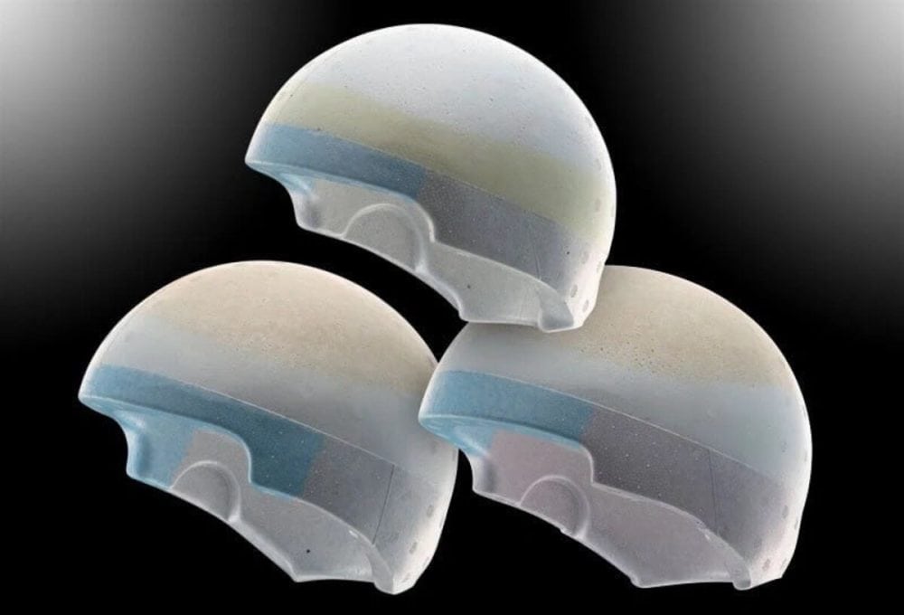 第2位　【アライの傑作】1つで2役こなす万能ヘルメット「TX STRADA」が買いな理由。オンロードもアドベンチャーもこれ1個で完結