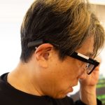 思いついたアイデアをメモすることなく音声記録でき、1200万画素のSony 広角カメラが備わっているので、目の前で起きていることを動画・静止画で映像記録もできる